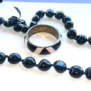♦️ Elegant Black‎ and Silver Women's Jewelry Set